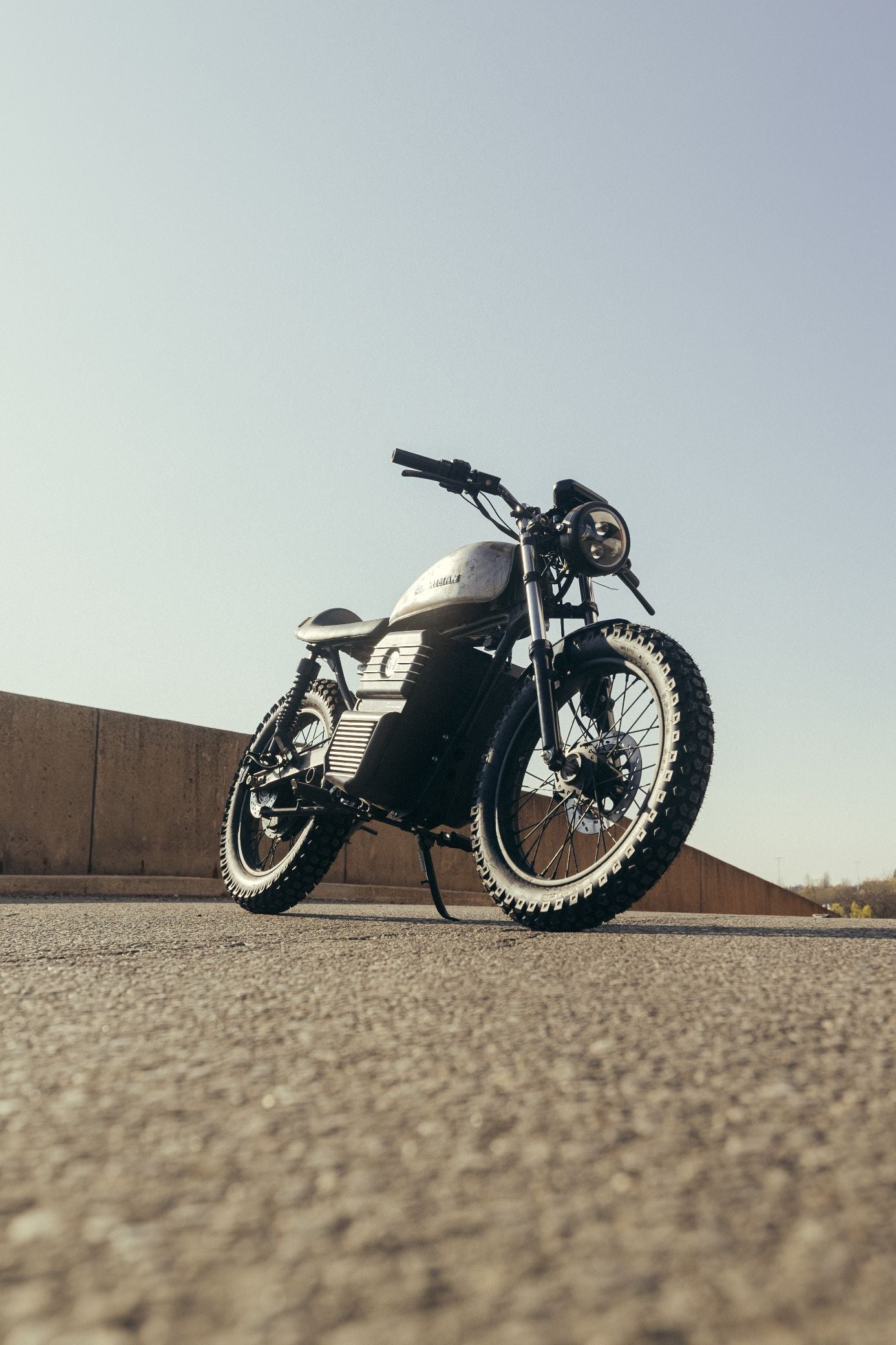 Beachman '64 – Electric Moped Cafe Racer
