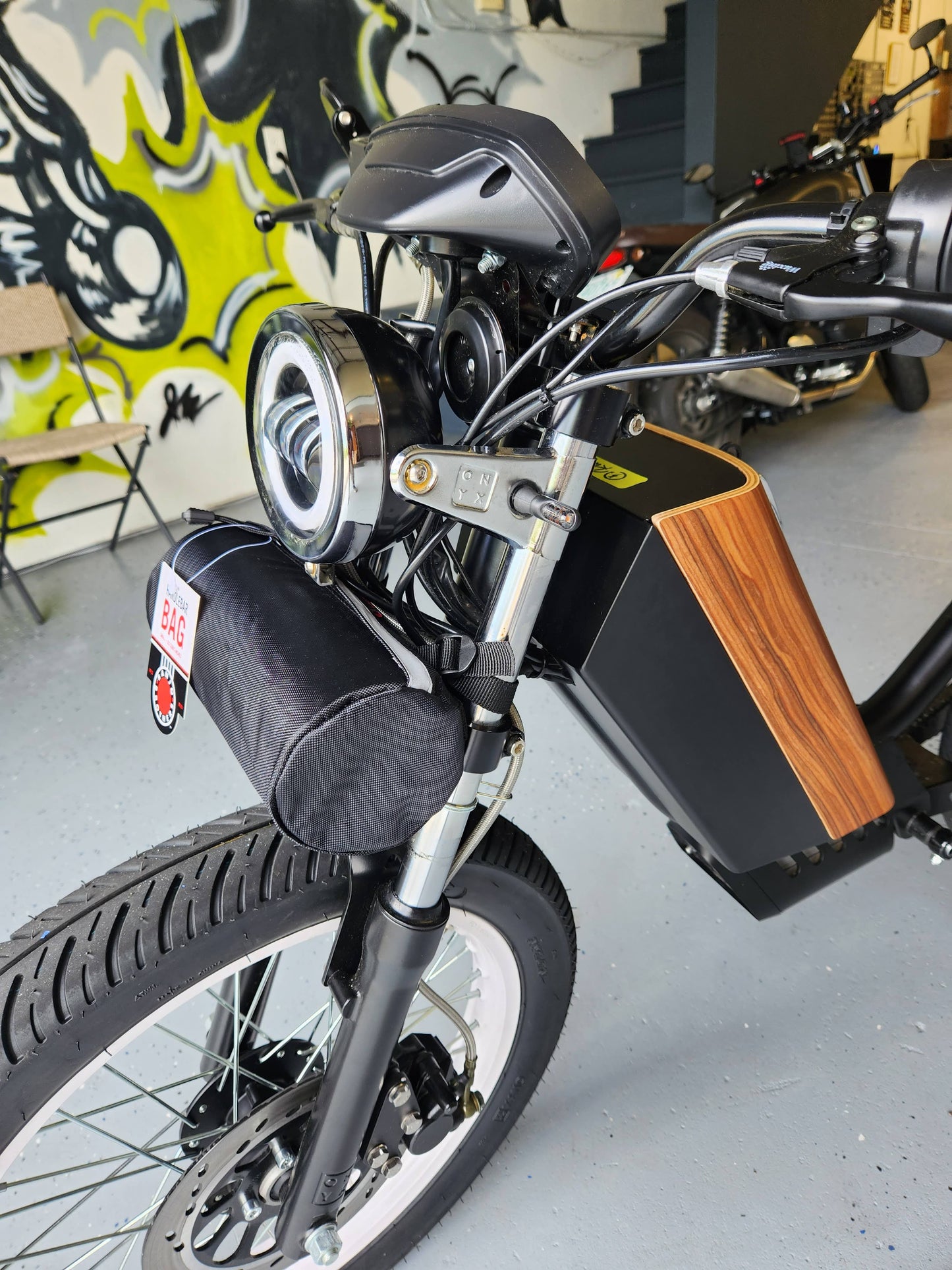 Banjo Brothers Handlebar Bag: SM, Black