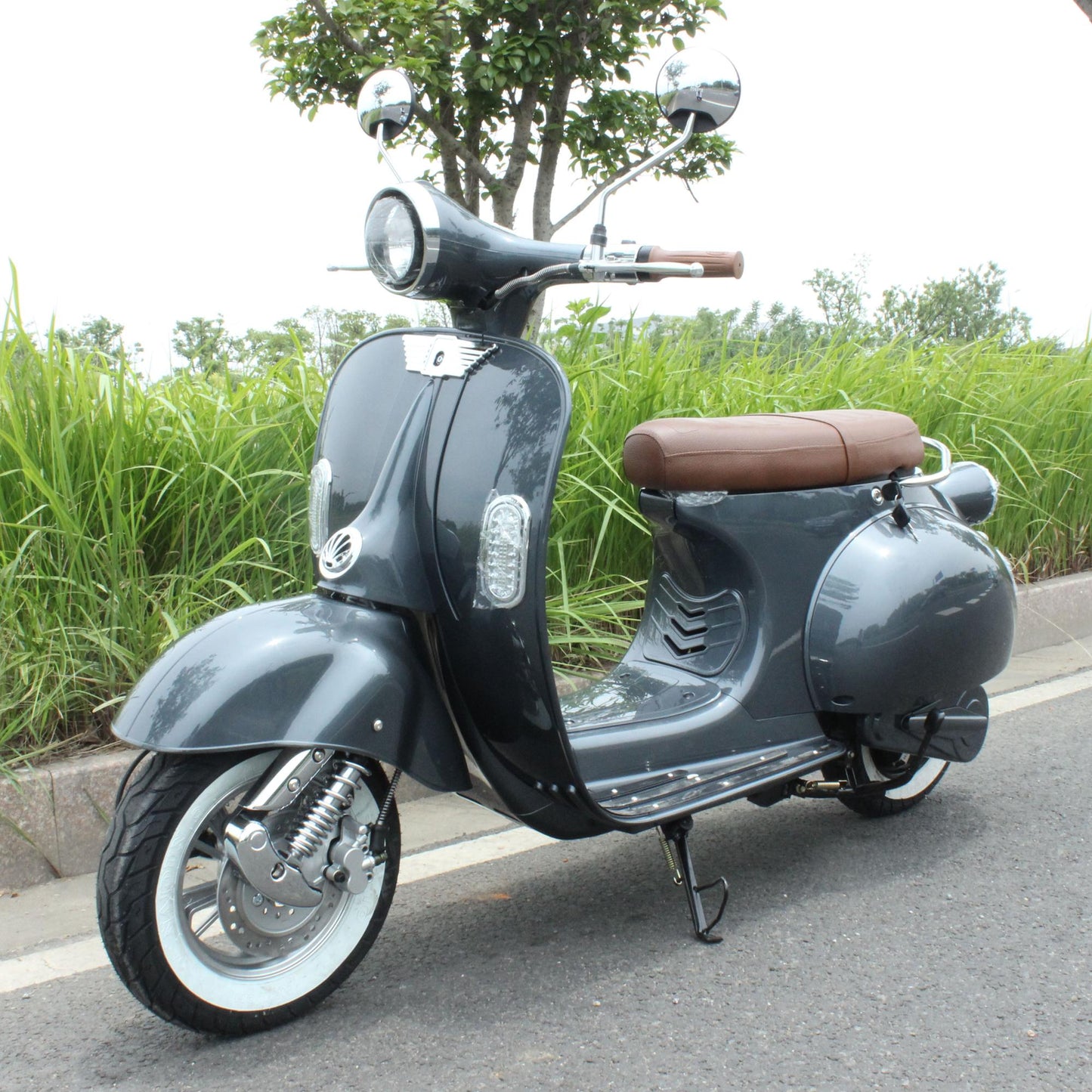 Aventura-X 50MPH Moped, Rent