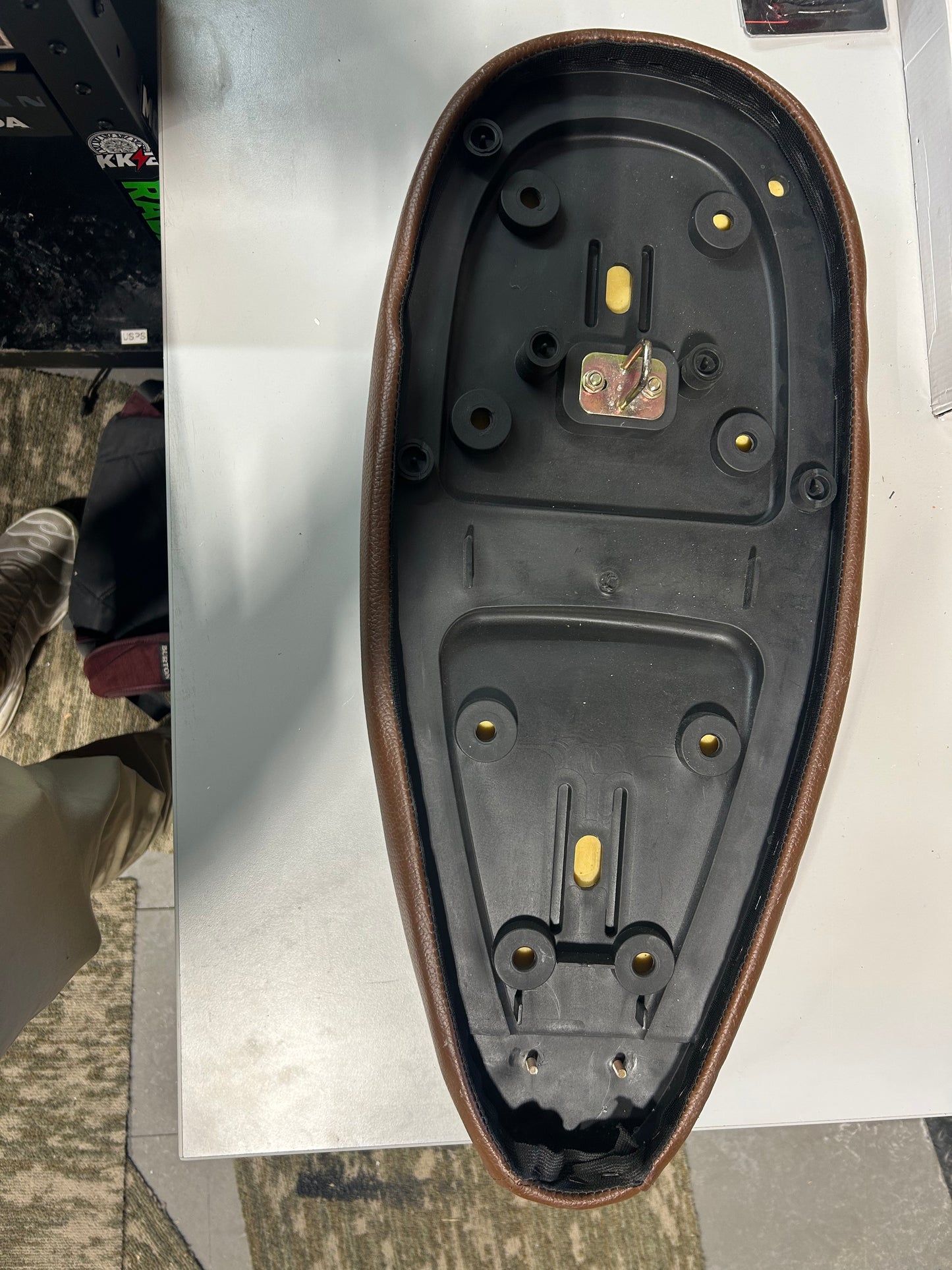 Aventura-X Brown Leather Seat