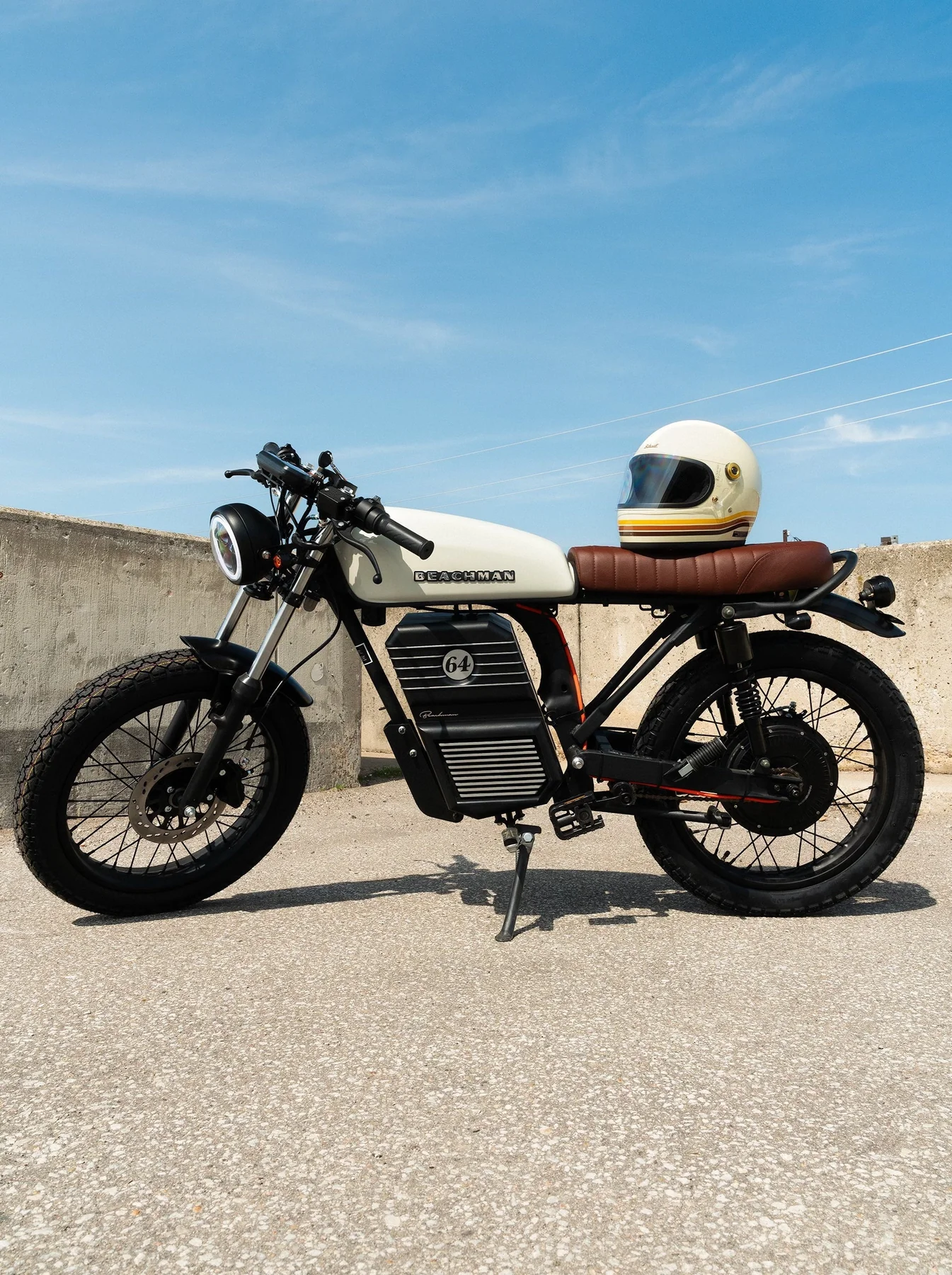 Beachman '64 – Electric Moped Cafe Racer