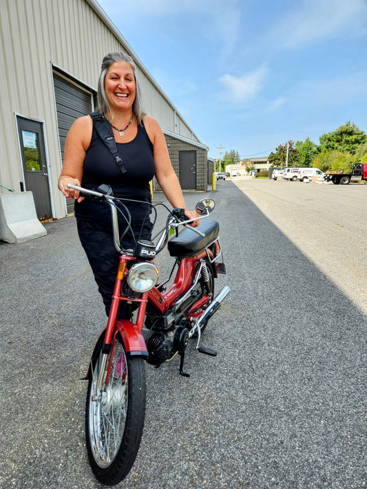 A Nostalgic Ride Down Memory Lane: Restoring the Puch Maxi ZA50