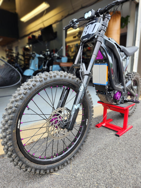 Revving Up the Surron: Our Latest Custom EMoto Build