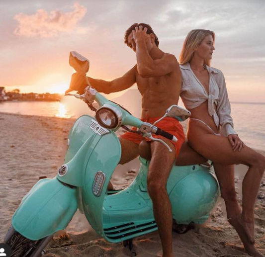 Eco-Friendly and Stylish: The Rise of the E-Moped Craze!