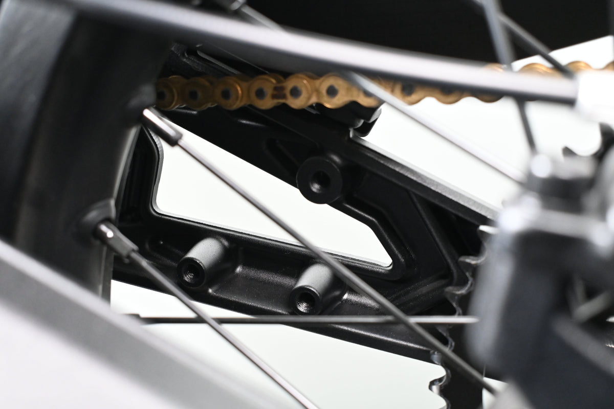 SHE8050 - Racing Chain Guide -Model year 2026/2027, S/SS2.0/SS3.0/SR