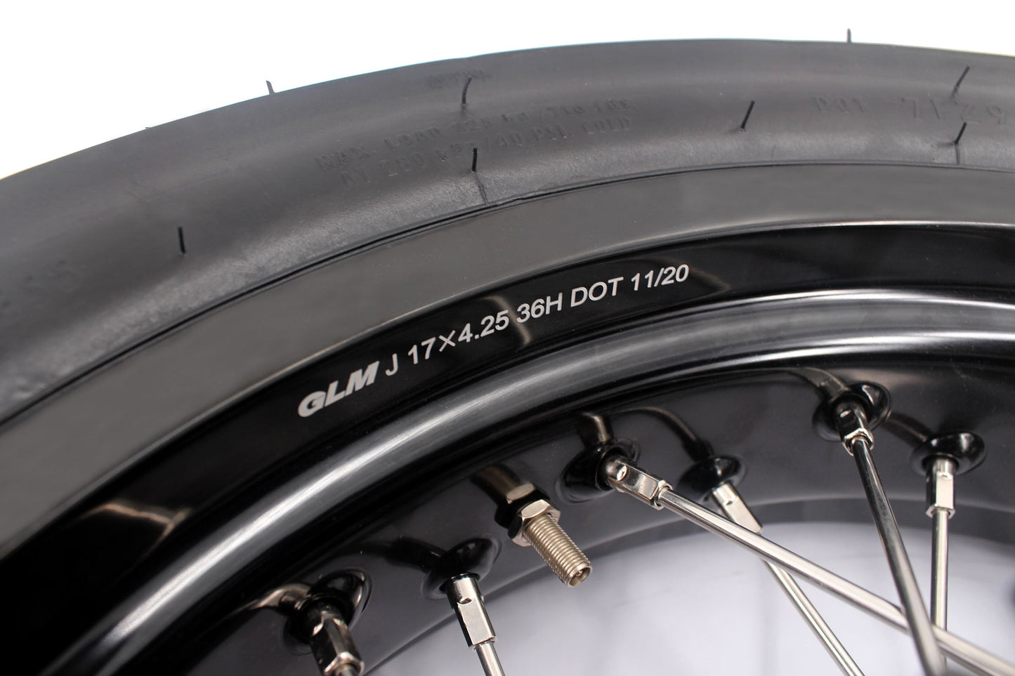 KKE CUSH DRIVE 3.5/4.25*17in. Supmermoto Wheels Kit For SUZUKI DRZ400SM 2005-2024 CST Tires