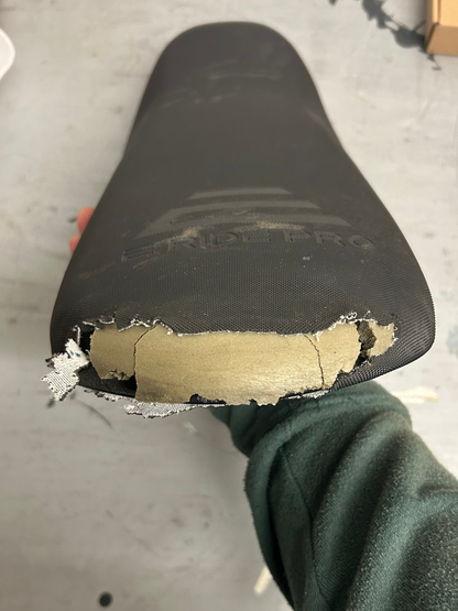 "Lightly Looped" E-moto seats