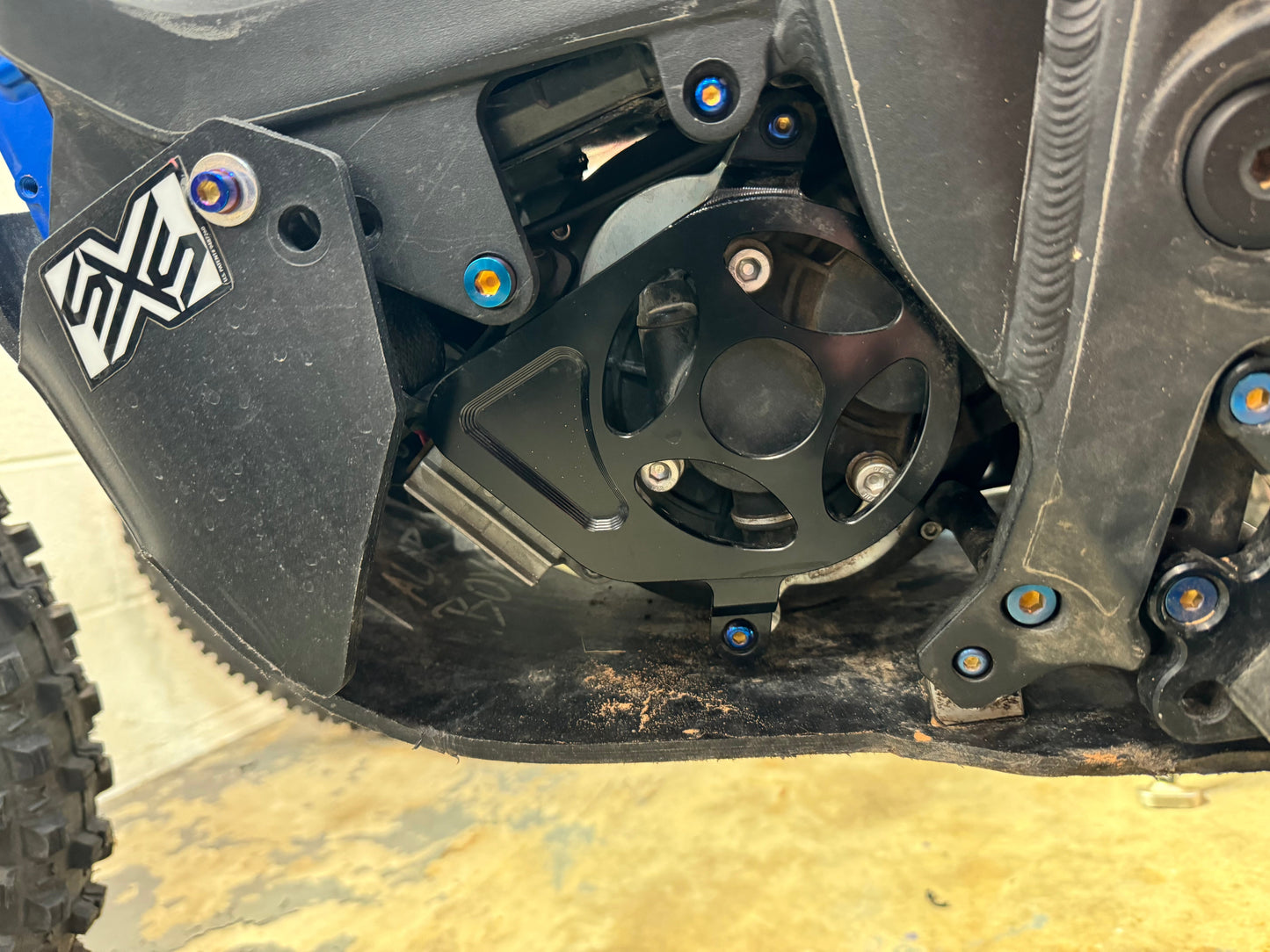 TB V2 Talaria Gearbox Cover