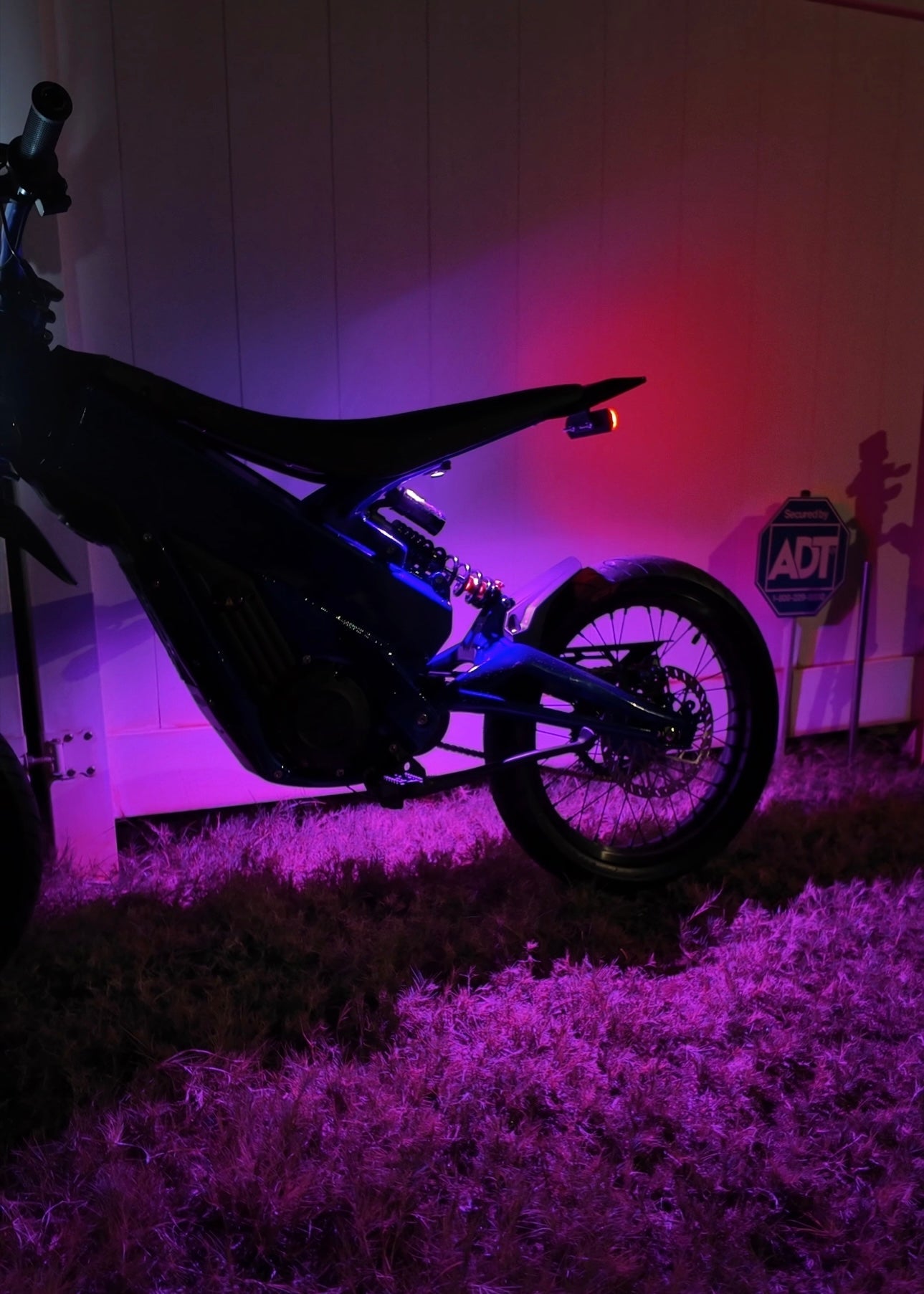 Talaria XXX HyperGlow Front Only