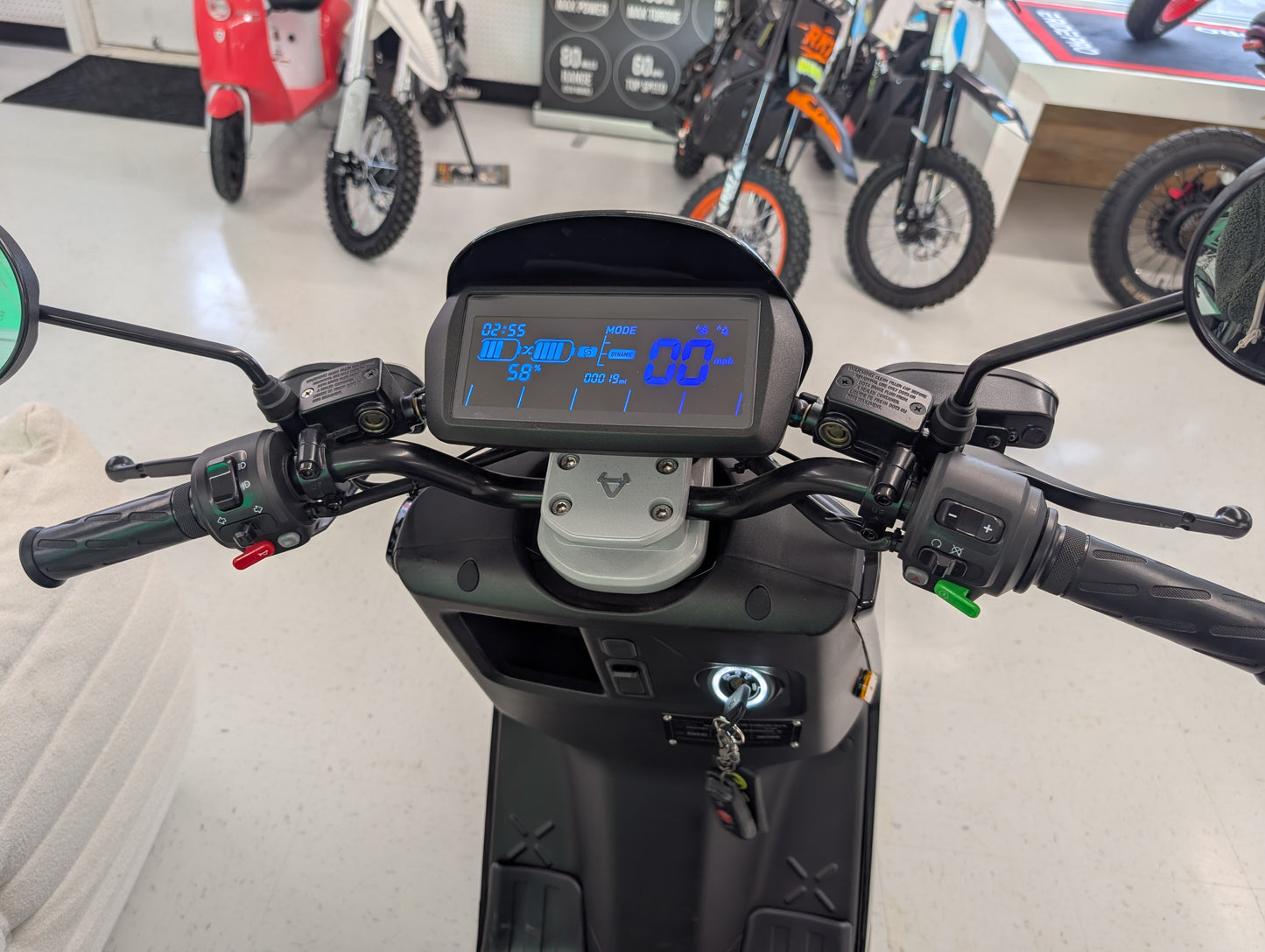 Dealer Demo, Black/Red, NIU NQi GTS — Premium Electric Moped for Urban & Suburban Riding