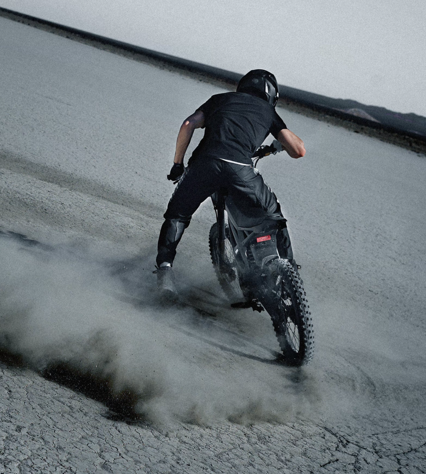 Throne SRPNT - 60MPH, 12.5kW, 72V, 40Ah - Electric Dirt Bike
