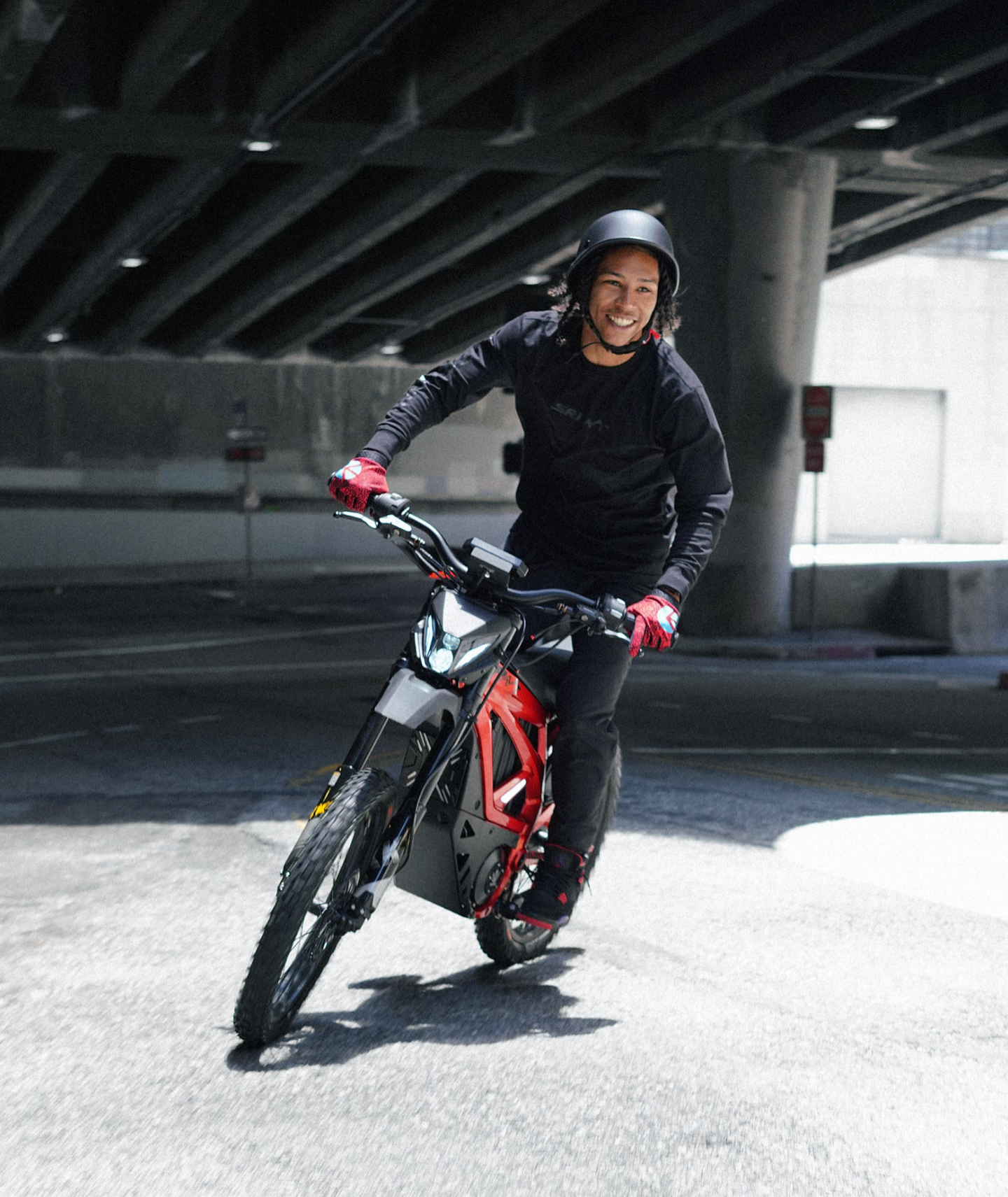 Throne SRPNT - 60MPH, 12.5kW, 72V, 40Ah - Electric Dirt Bike