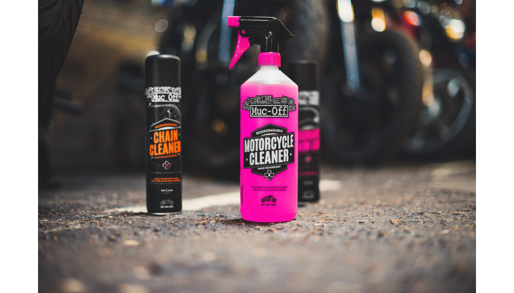 MUC-OFF USA Nano Tech Motorcycle Cleaner Motorcycle Cleaner - 1L