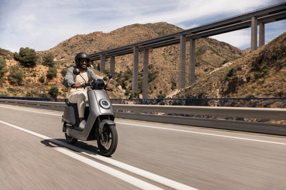 Dealer Demo, Black/Red, NIU NQi GTS — Premium Electric Moped for Urban & Suburban Riding